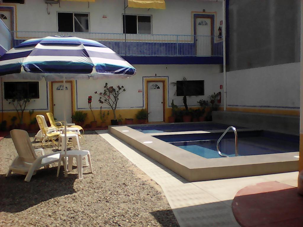 Hotel Sarabi Barra de Navidad Exterior foto