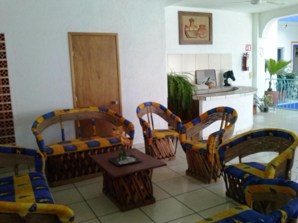 Hotel Sarabi Barra de Navidad Exterior foto
